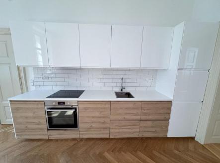 Pronájem bytu, 3+kk, 96 m²