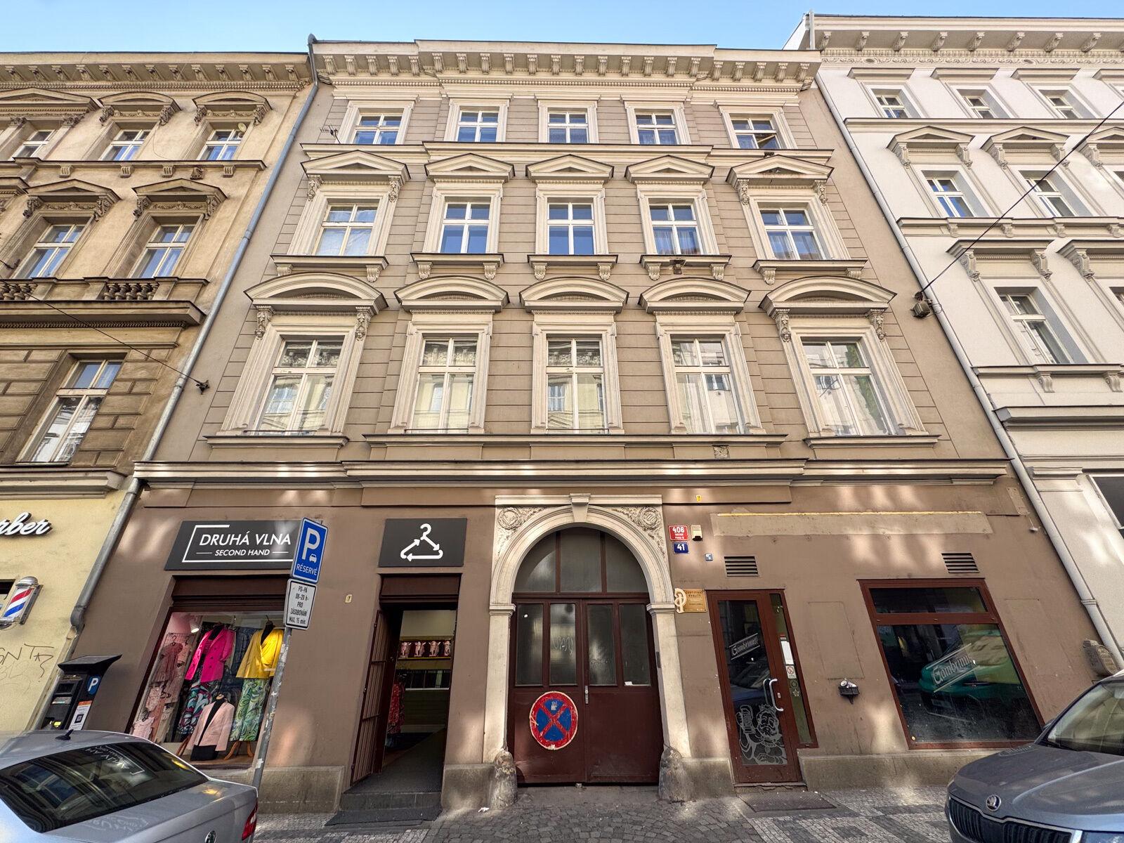 Aukce na pronájem městského bytu Prahy 5