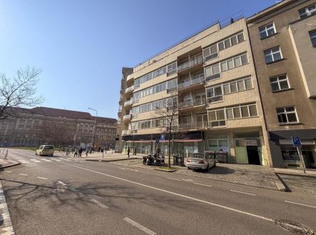 Pronájem - malý objekt/garáž