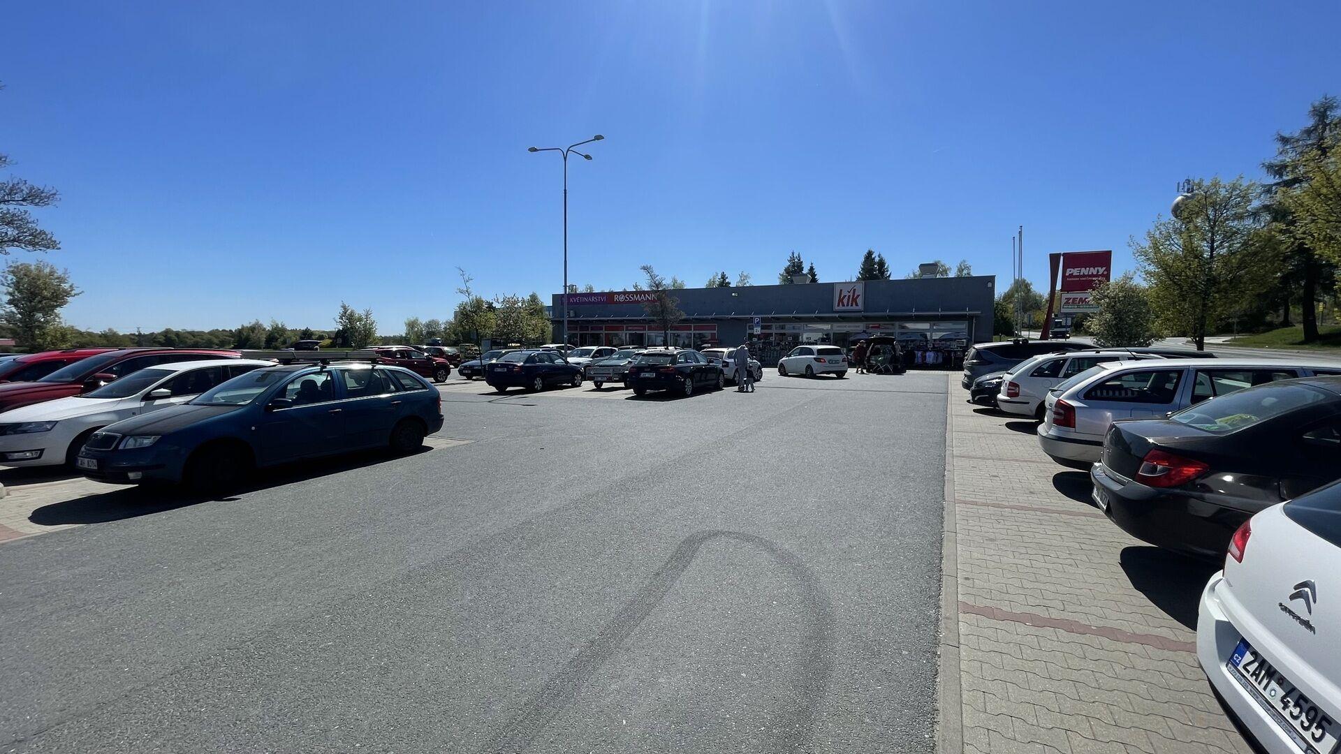 Obchodní centrum Kostelec n/Čl, Komenského čp. 1201
