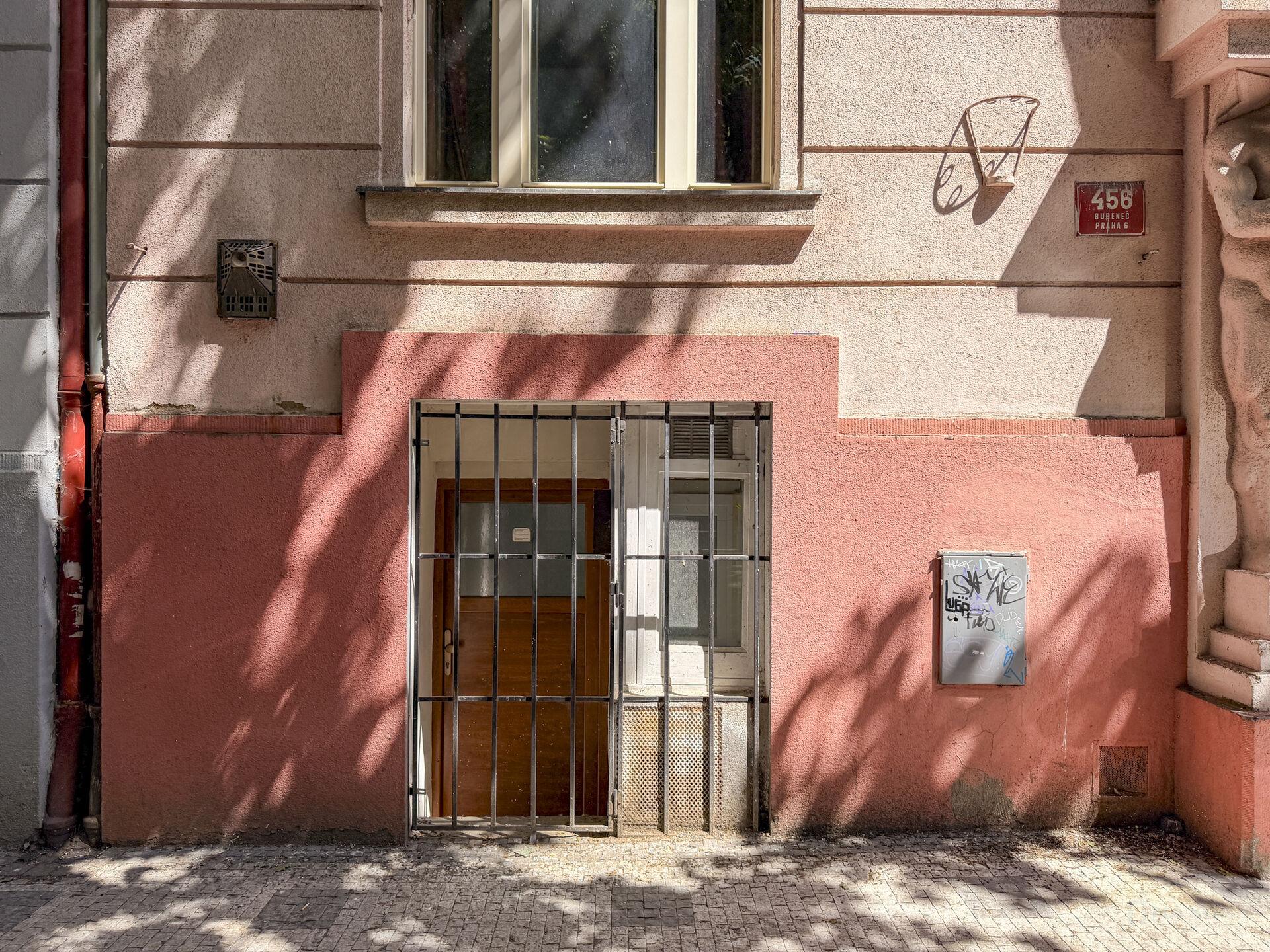 Pronájem provozovny/dílny, Národní obrany, Praha 6 - Bubeneč