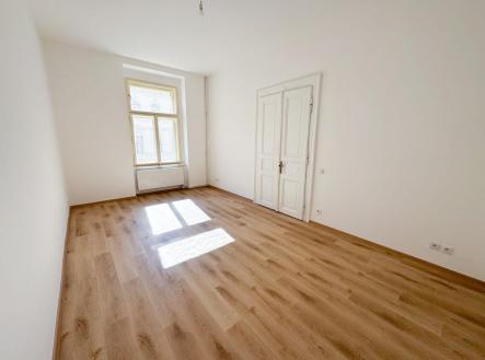 Pronájem bytu, 2+1, 73 m²