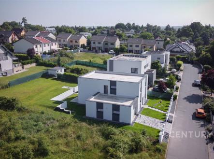 Prodej - dům/vila, 243 m²