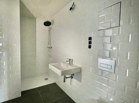 . | Prodej bytu, 1+kk, 34 m²