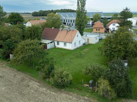 . | Prodej - pozemek pro bydlení, 1 057 m²