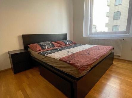 . | Pronájem bytu, 3+kk, 70 m²