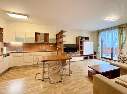 . | Pronájem bytu, 2+kk, 50 m²