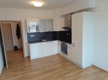 . | Pronájem bytu, 2+kk, 46 m²