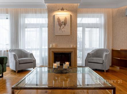 . | Prodej - dům/vila, 725 m²