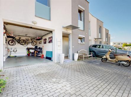. | Prodej - dům/vila, 136 m²