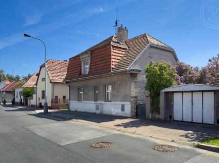 Pohled z ulice | Prodej - dům/vila, 168 m²