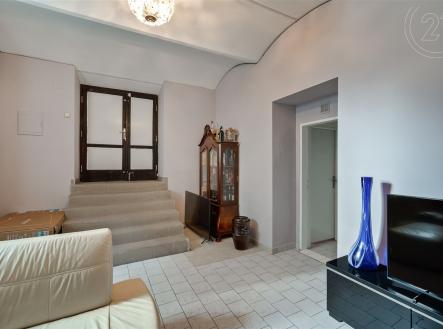 . | Prodej - obchodní prostor, 83 m²