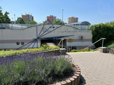 . | Pronájem bytu, 2+kk, 49 m²