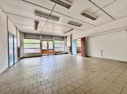 . | Pronájem - obchodní prostor, 130 m²