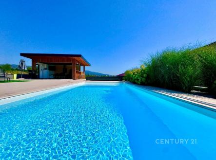 . | Prodej - dům/vila, 349 m²