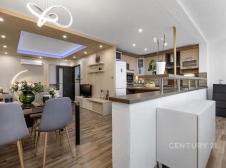 . | Prodej bytu, atypický, 130 m²