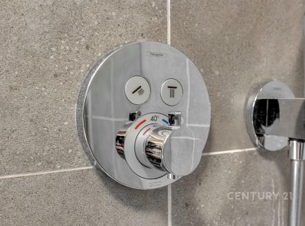 . | Pronájem bytu, 2+kk, 52 m²