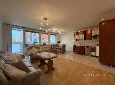 . | Pronájem bytu, 4+kk, 98 m²