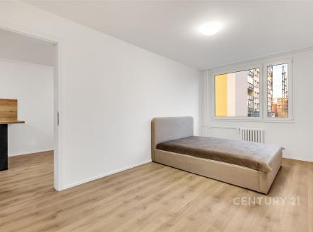 . | Pronájem bytu, 2+kk, 48 m²
