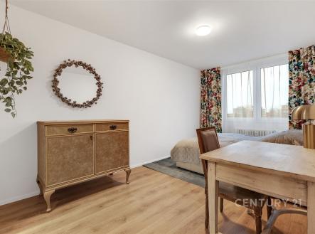 . | Pronájem bytu, 2+kk, 46 m²