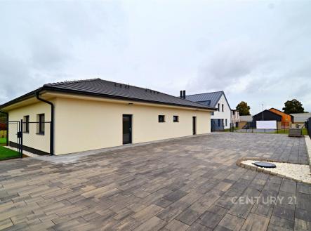 . | Pronájem - dům/vila, 120 m²