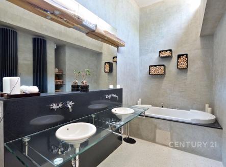 . | Prodej - dům/vila, 158 m²