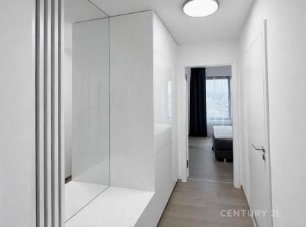 . | Pronájem bytu, 2+kk, 54 m²