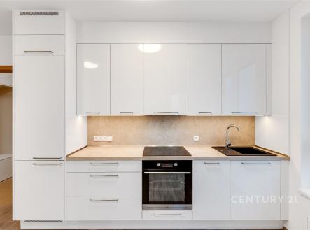 . | Pronájem bytu, 2+kk, 44 m²