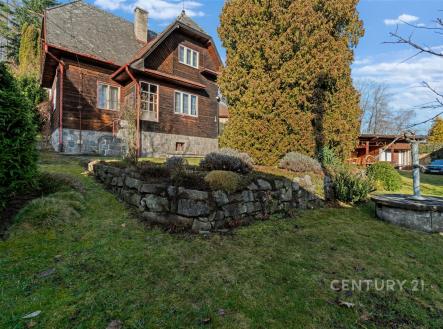 . | Prodej - dům/vila, 182 m²