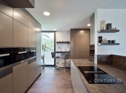 . | Prodej bytu, 5+kk, 317 m²