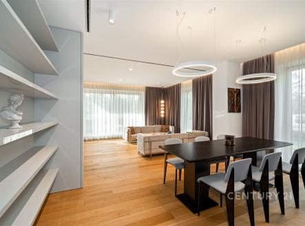 . | Pronájem bytu, 3+kk, 137 m²
