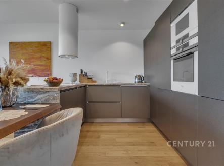 . | Prodej bytu, 4+kk, 110 m²