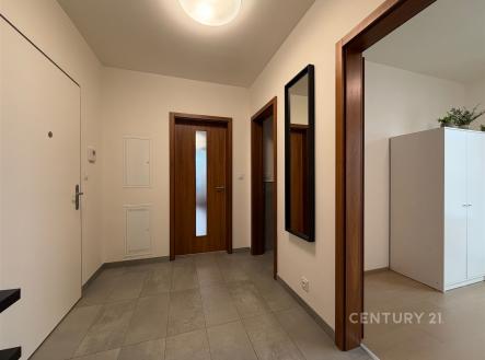 . | Pronájem bytu, 2+kk, 56 m²