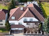 Prodej - dům/vila, 830 m²