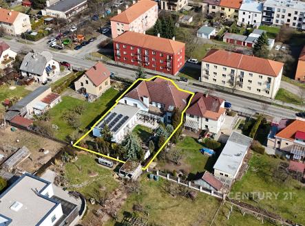 Prodej - dům/vila, 830 m²