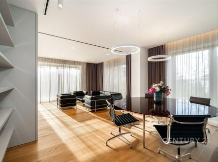 . | Pronájem bytu, 3+kk, 137 m²