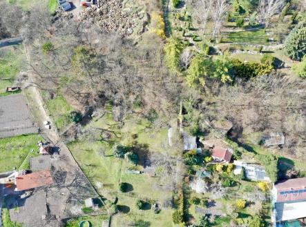 . | Prodej - pozemek pro bydlení, 2 725 m²