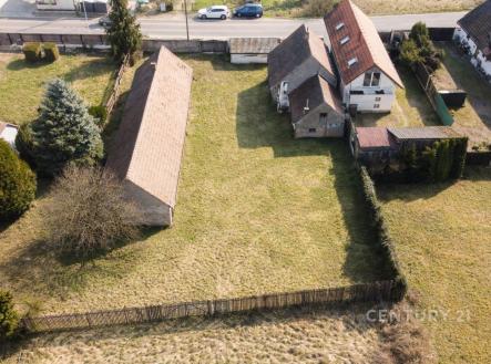 Pohled na nemovitosti (částečně AI) | Prodej - dům/vila, 150 m²