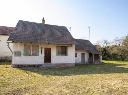 Pohled na dům č.2 (částečně AI) | Prodej - dům/vila, 150 m²