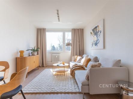 Světlý obývací pokoj  | Prodej bytu, 2+kk, 42 m²