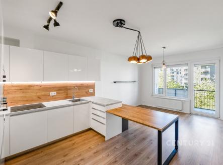 . | Pronájem bytu, 3+kk, 75 m²