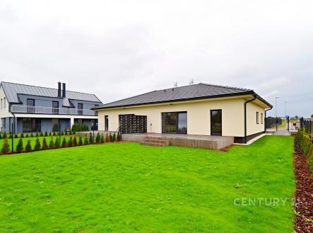 . | Pronájem - dům/vila, 120 m²