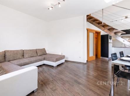 . | Prodej bytu, 3+kk, 72 m²