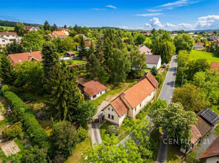 . | Prodej - dům/vila, 450 m²