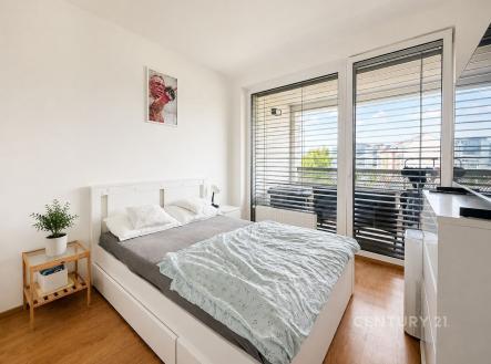 . | Pronájem bytu, 2+kk, 56 m²