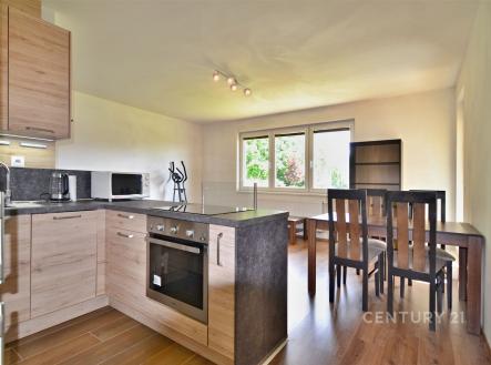 . | Pronájem bytu, 2+kk, 56 m²