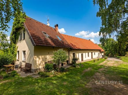 . | Prodej - dům/vila, 450 m²