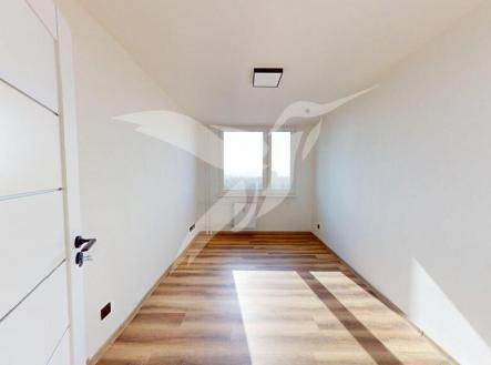 Byt-21-Krouzova-28-Praha-03122026_165940.jpg | Pronájem bytu, 2+1, 43 m²