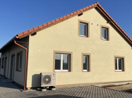 IMG_E5443.JPG | Prodej - dům/vila, 128 m²