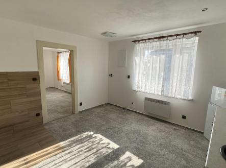 IMG_E5318.jpg | Pronájem - dům/vila, 61 m²